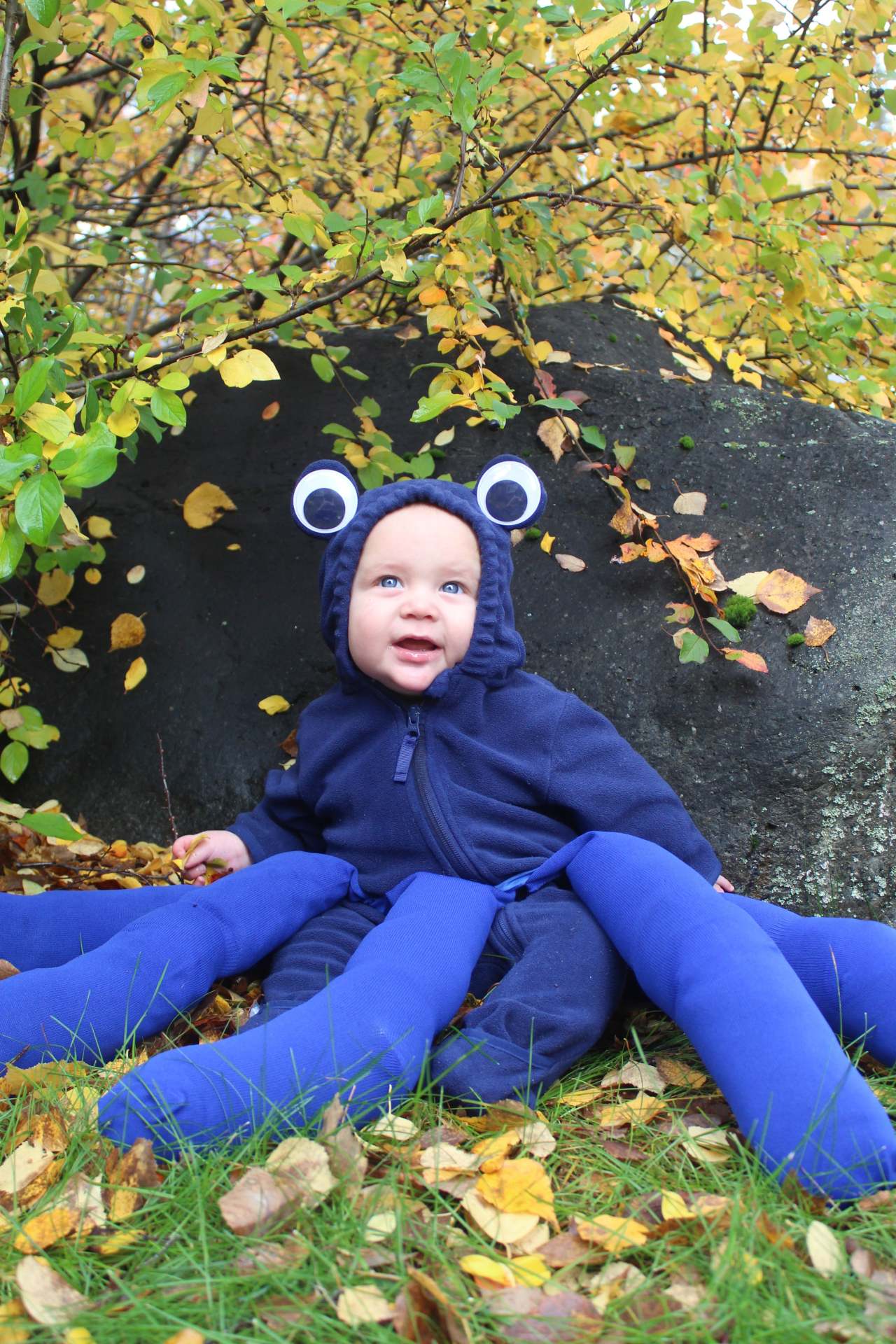 Jan & Jul_DIY Octopus Costume